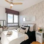 Penthouse With Private Terrace & Pool Access * Cornellà de Llobregat