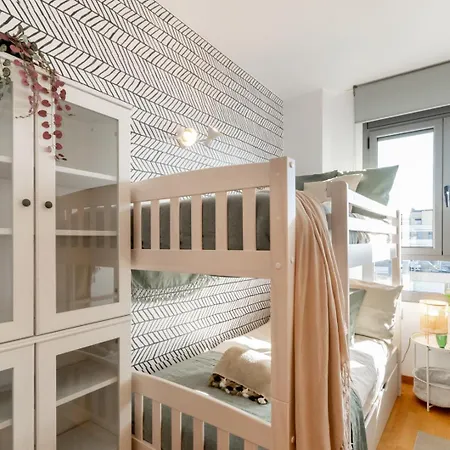 公寓 Penthouse With Private Terrace & Pool Access 科尔内拉德罗布雷加特