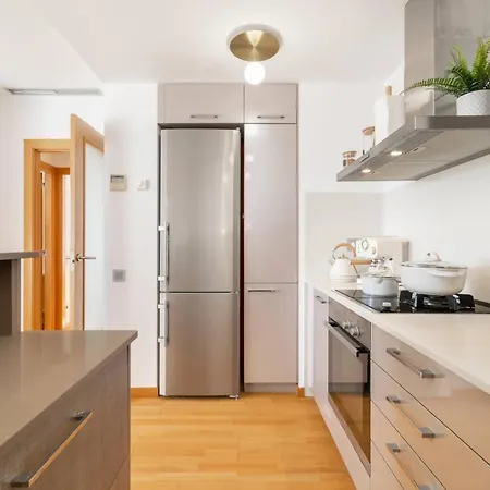 Apartmán Penthouse With Private Terrace & Pool Access Cornellà de Llobregat