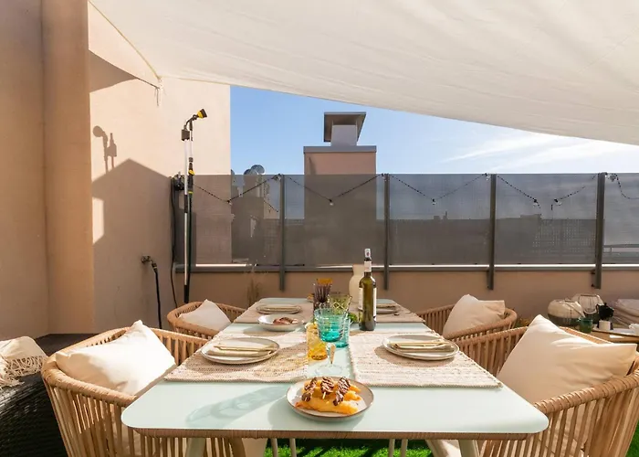Penthouse With Private Terrace & Pool Access * Cornellà de Llobregat