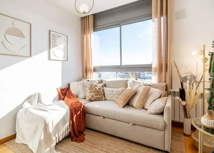 Penthouse With Private Terrace & Pool Access Cornellà de Llobregat