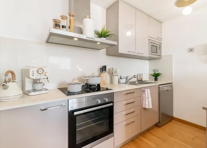 Penthouse With Private Terrace & Pool Access Διαμέρισμα *